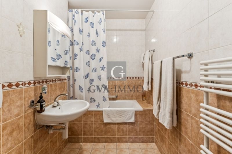 Casatax – Wunderschönes 6-Zimmer-Apartment mit Terrasse - 8
