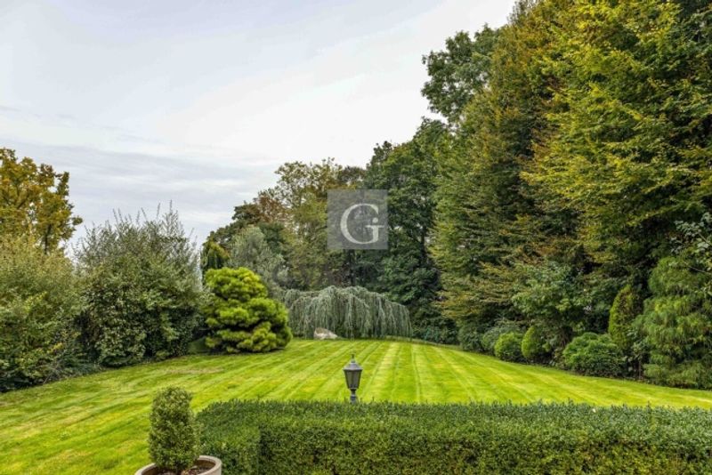 Elegantes privates Hotel mit privatem Garten und Innenpool - 5