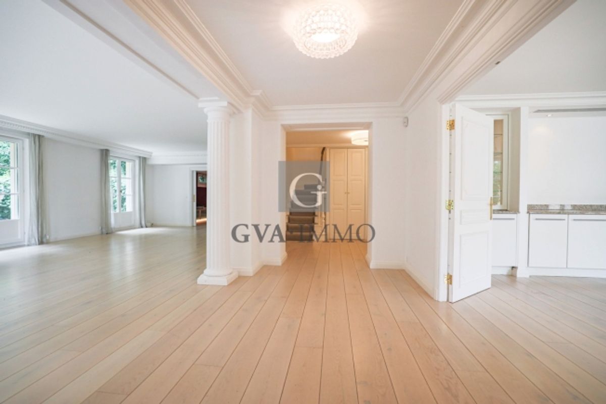 Elegantes privates Hotel mit privatem Garten und Innenpool - 6