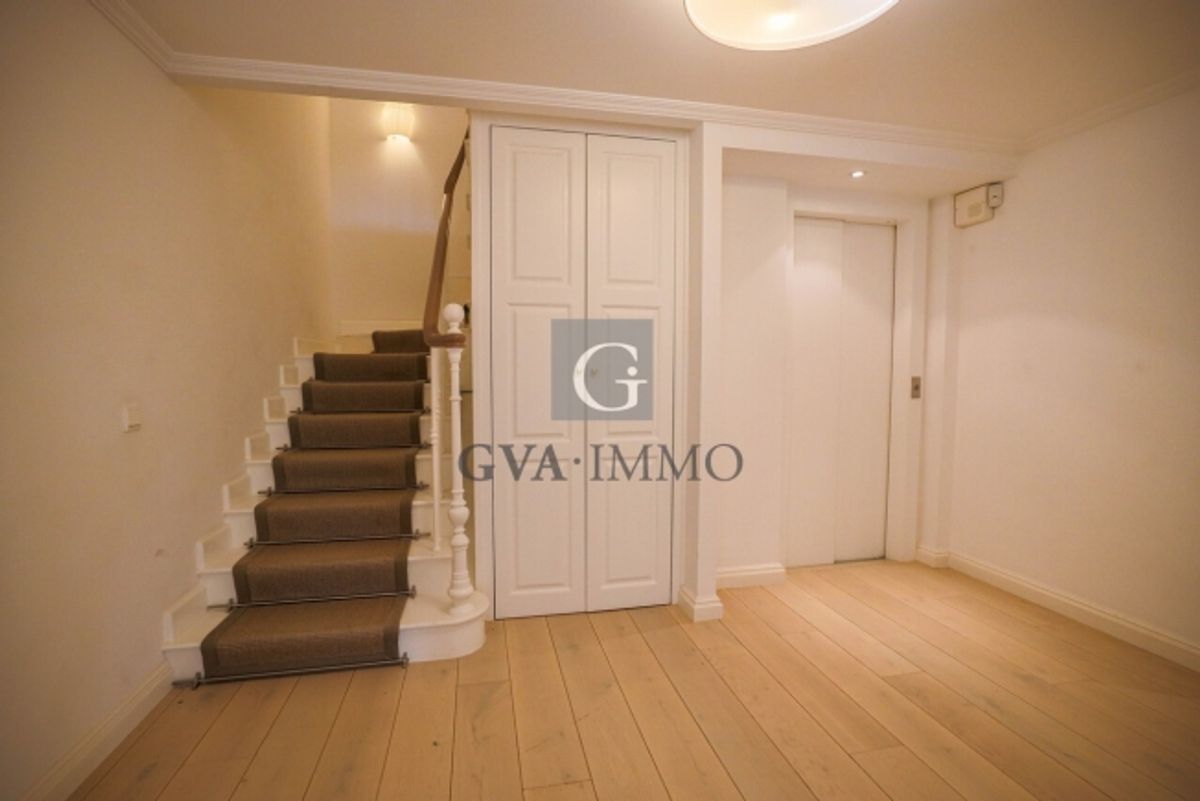 Elegantes privates Hotel mit privatem Garten und Innenpool - 10