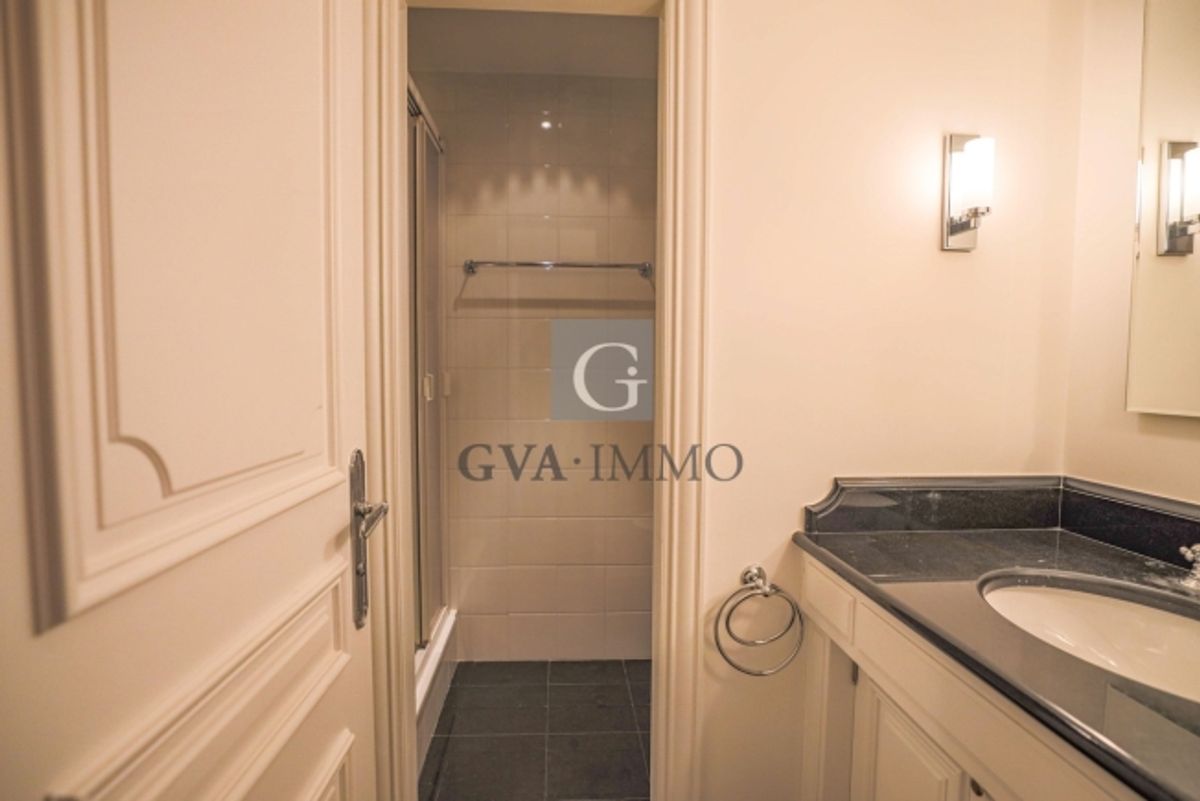 Elegantes privates Hotel mit privatem Garten und Innenpool - 11