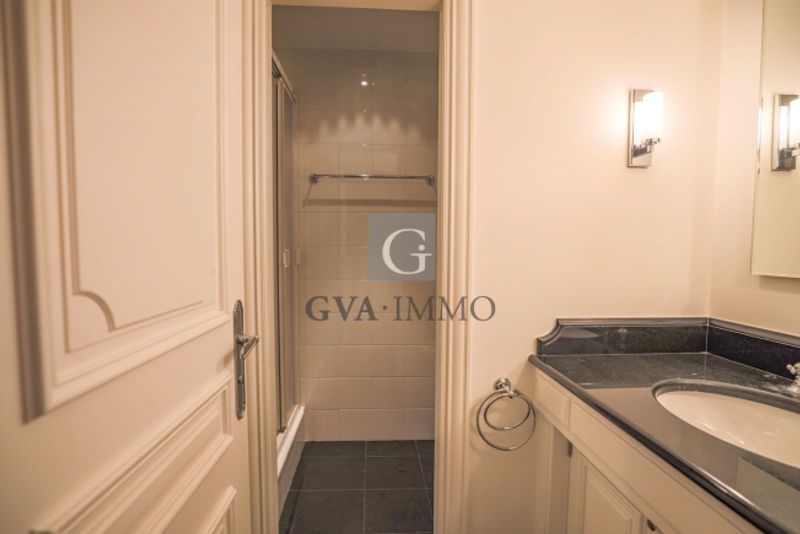 Elegantes privates Hotel mit privatem Garten und Innenpool - 12