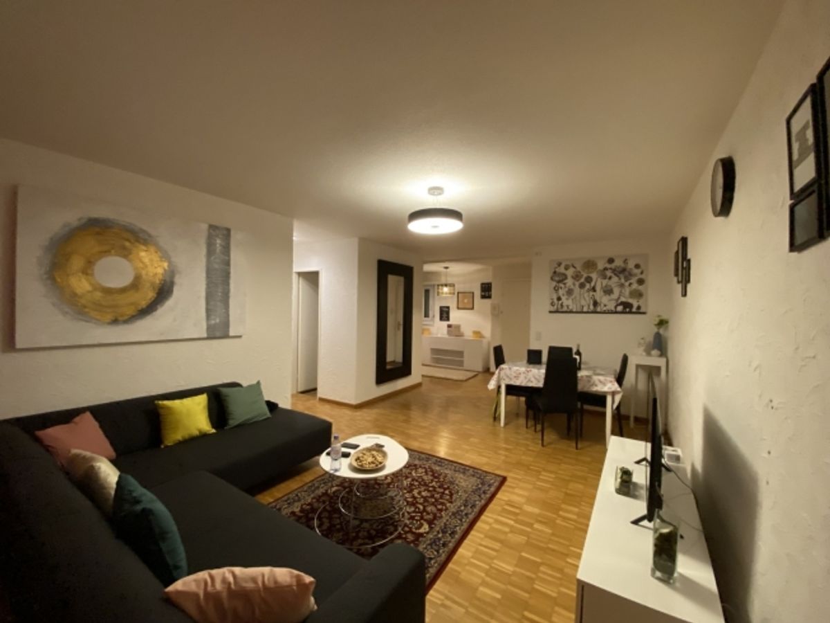 Voll möblierte 2,5-Zimmer-Wohnung in Opfikon | Kurzzeitvermietung | Balkon | Private Wäscherei - 0
