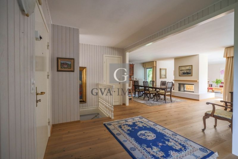 Wunderschöne Villa in absoluter Ruhe auf einem wunderschön bepflanzten Grundstück - 6