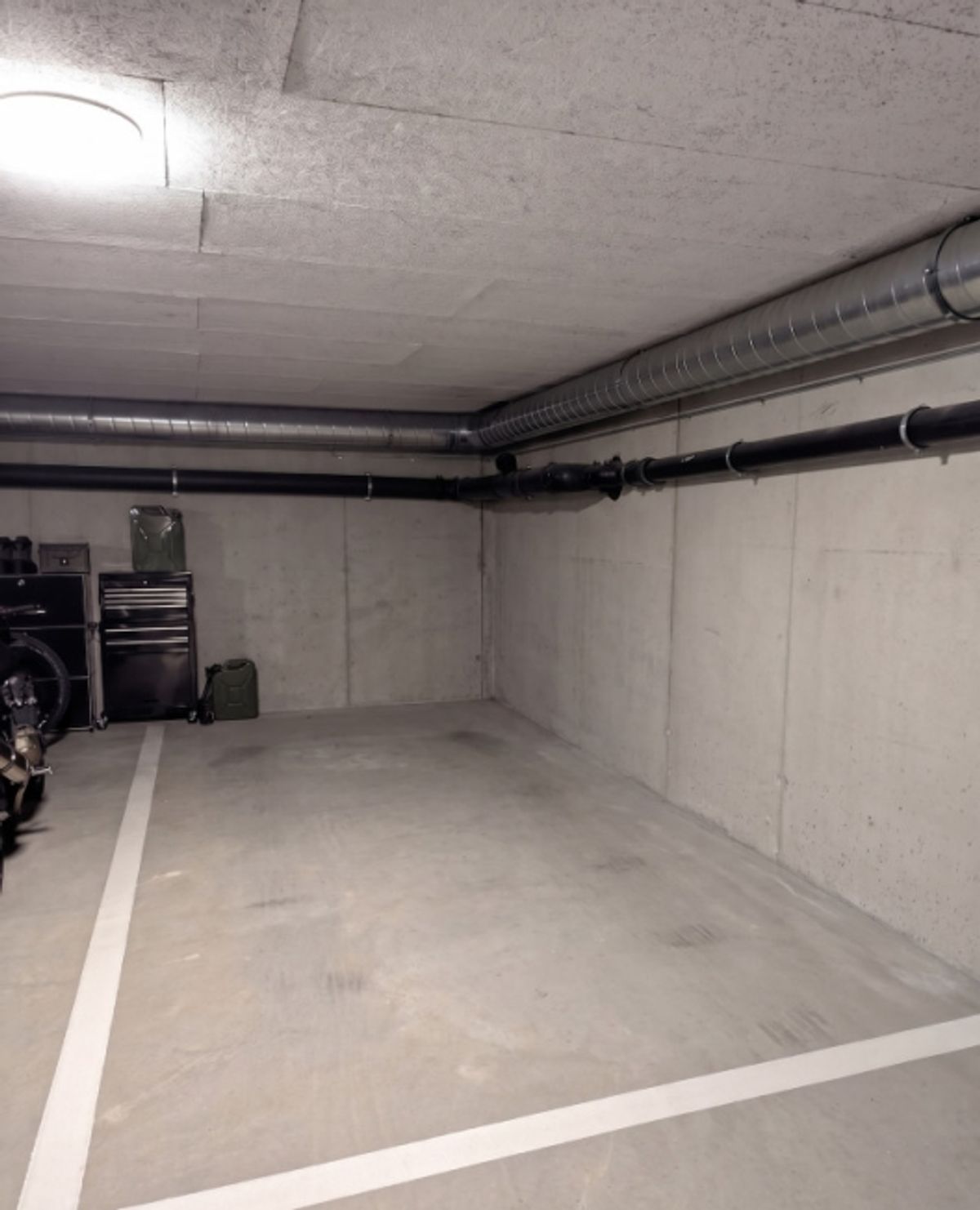 UNTERIRDISCHER PARKPLATZ ZUM VERKAUF – DELÉMONT CENTRE - 0