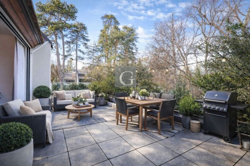 Wunderschönes Duplex mit grossen Terrassen im Herzen eines privaten Parks - 11