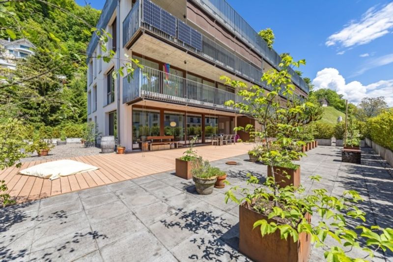 Helle Parterre-Wohnung mit beeindruckendem Sitzplatz und Aussicht in 6440 Ingenbohl-Brunnen - 6