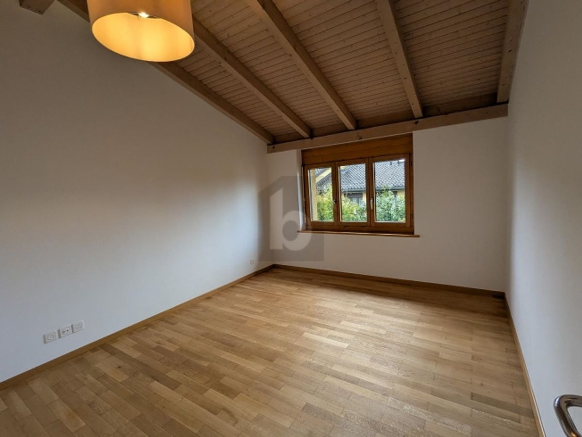 RUHEOASE MIT OFFENEM GRUNDRISS UND GARTEN - 2