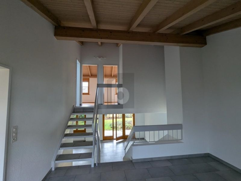 RUHEOASE MIT OFFENEM GRUNDRISS UND GARTEN - 5