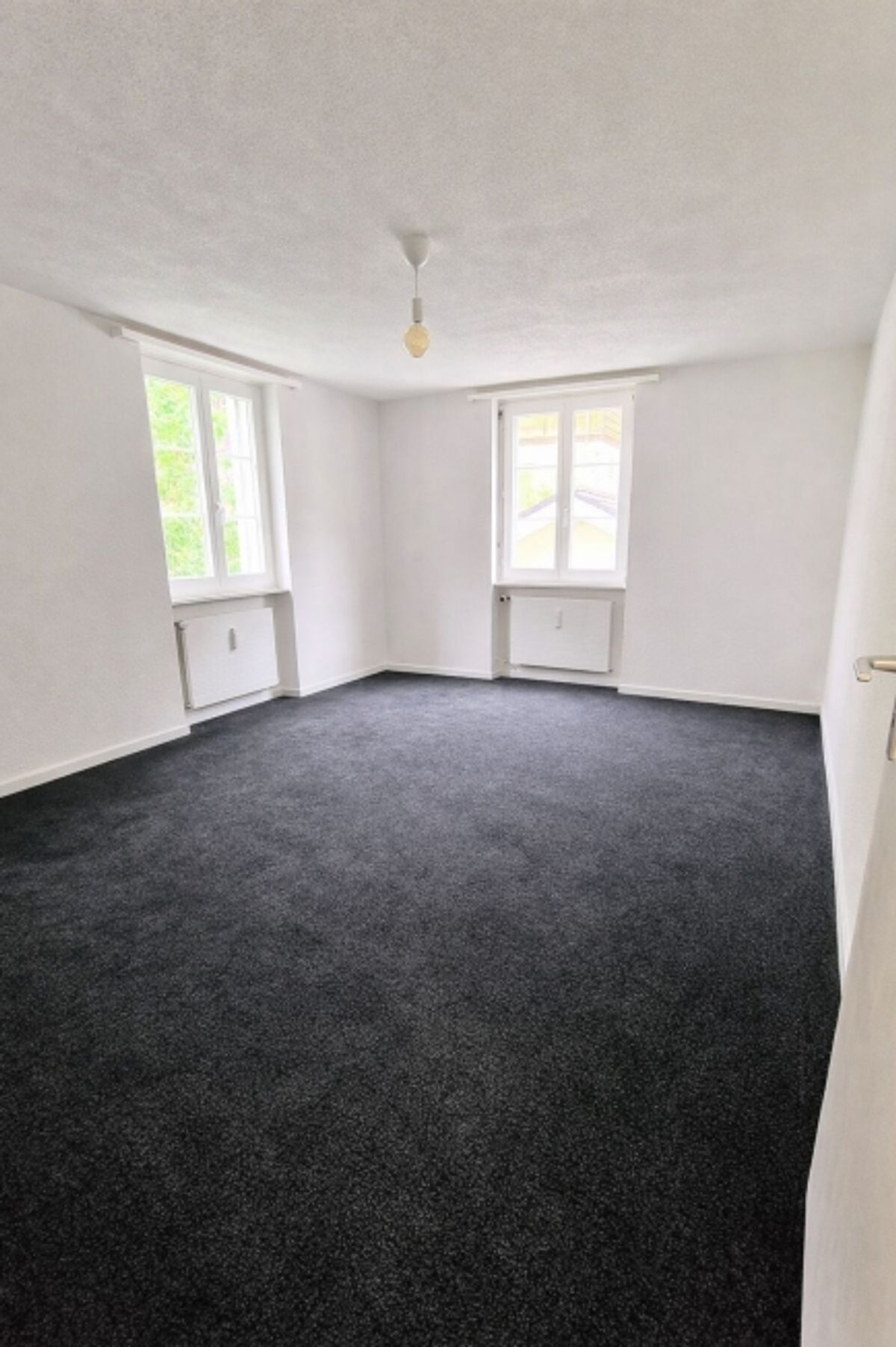 Exklusive 4.5 Zimmer-Wohnung mit 118m2 Wohnfläche - komplett renoviert in Glarus Süd - 7