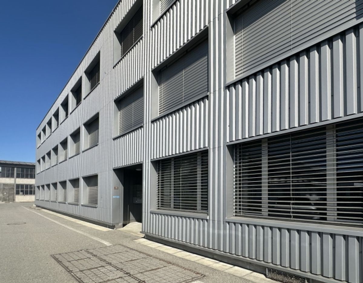 Ganze Etage Bürofläche im 1.OG - 300 m² - 0