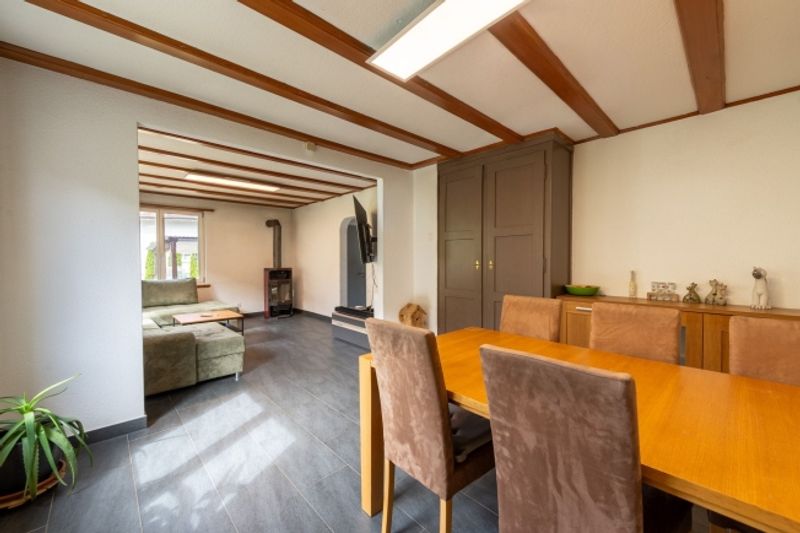 Wohnen & Entspannen Freistehendes Einfamilienhaus mit grosszügigem Garten - 4