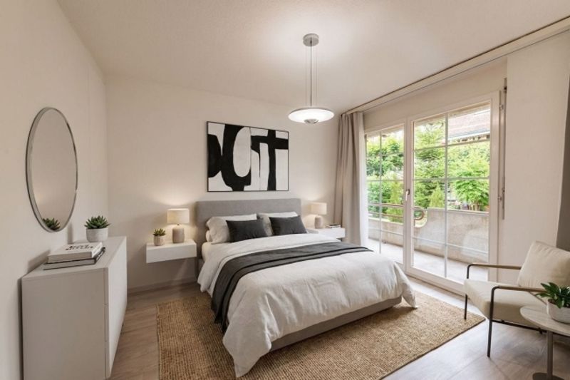 Attraktive Hochparterre-Wohnung mit Cheminée und viel Stauraum - 9