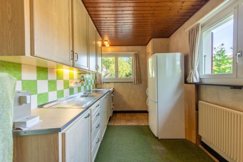 Zentrumsnahes Potenzial Ausbaubares 5-Zimmer-Einfamilienhaus mit grosszügigem Garten - 5
