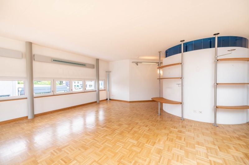 Exklusive Wohn- und Gewerbeliegenschaft - 13