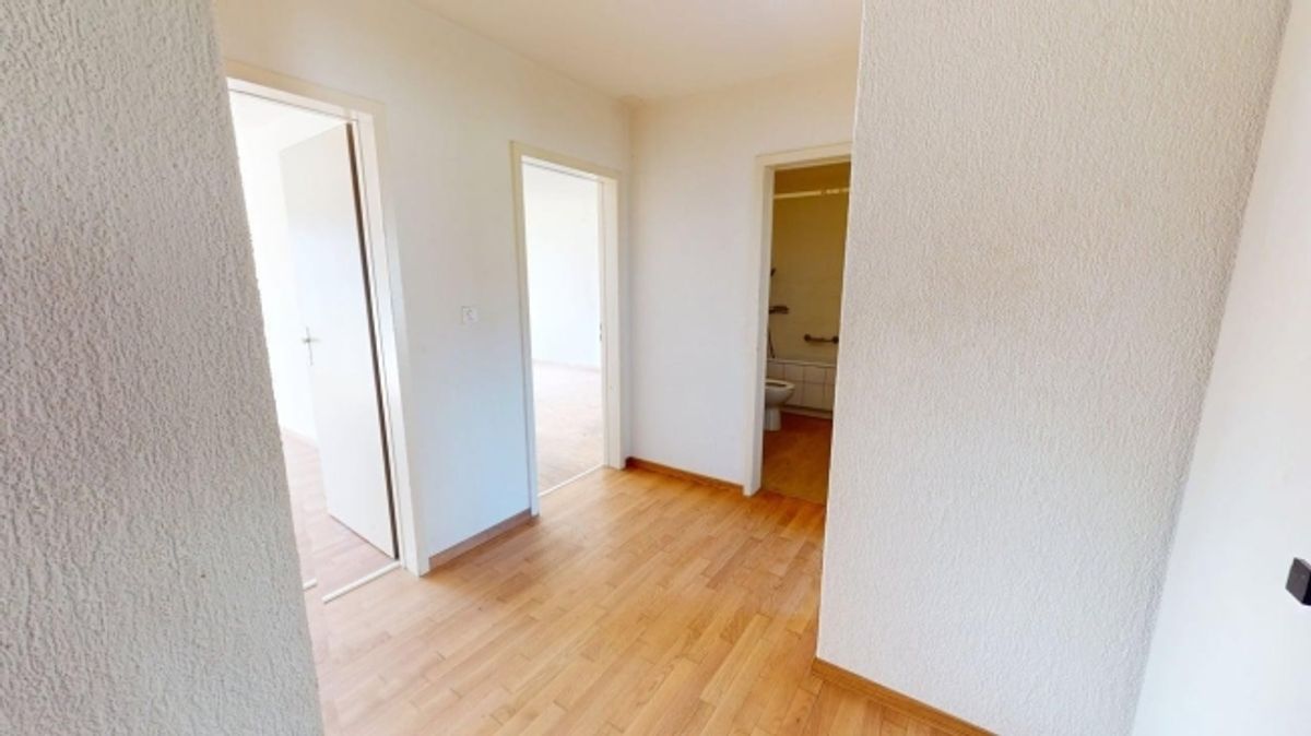 Zentrale 4-Zimmer-Wohnung in Uster (Befristung bis 30.09.2027) - 11