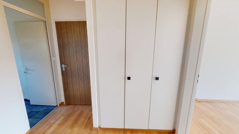 Zentrale 4-Zimmer-Wohnung in Uster (Befristung bis 30.09.2027) - 4