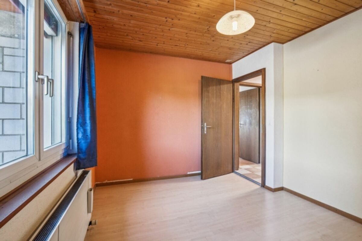 Einfamilienhaus mit grosszügigem Grundstück & vielseitigen Nutzungsmöglichkeiten - 11
