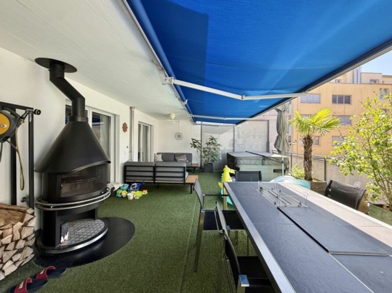 MITTEN IM ZENTRUM - STILVOLLE MAISONETTE MIT EINZIGARTIGER TERRASSE - 3