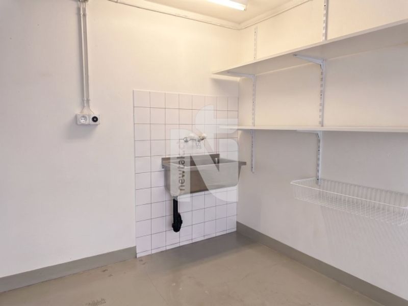 Vielseitige Werkstatt-/Gewerbefläche oder Atelier mit direkter Zufahrt - 4