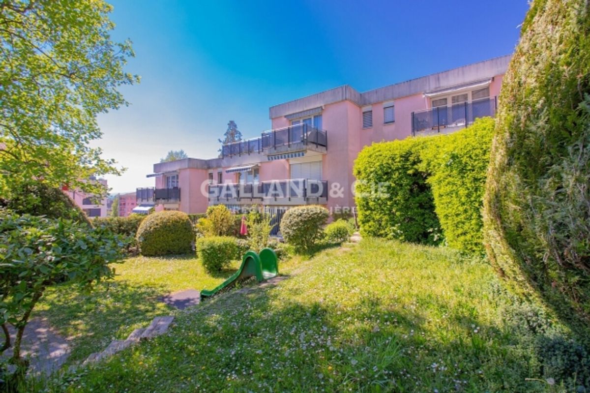 Local-dépôt de 20 m2 - 0