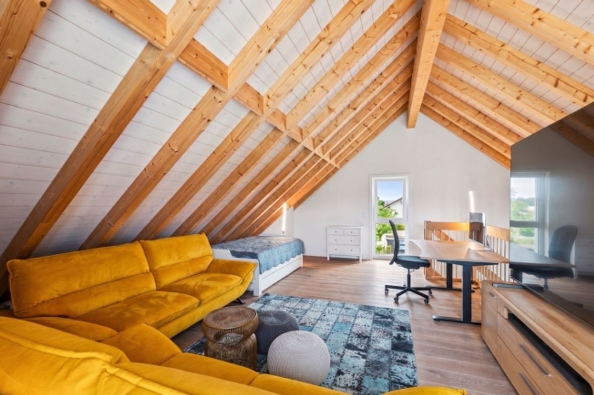 5.5-Zimmer-Maisonette 146 m² Wohnkomfort mit Galerie, Terrasse und Weitsicht - 11