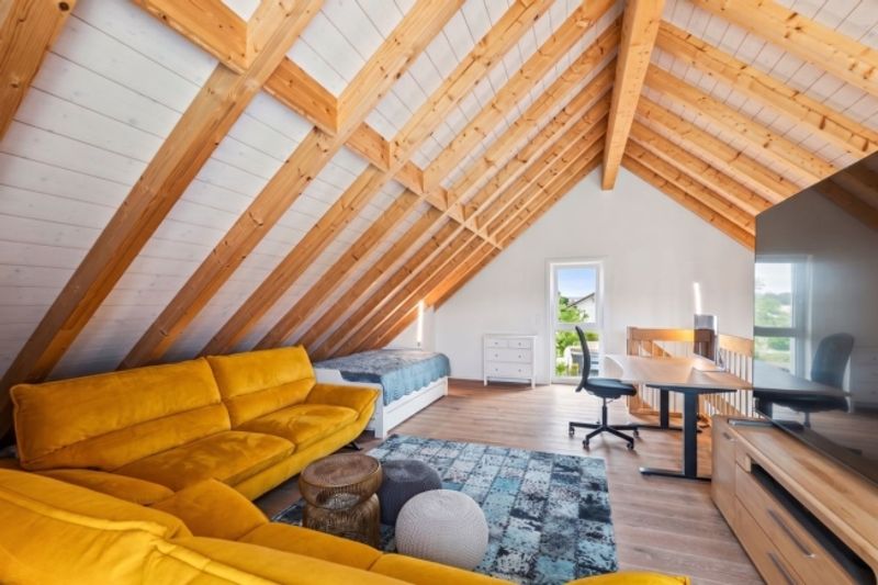 5.5-Zimmer-Maisonette 146 m² Wohnkomfort mit Galerie, Terrasse und Weitsicht - 12