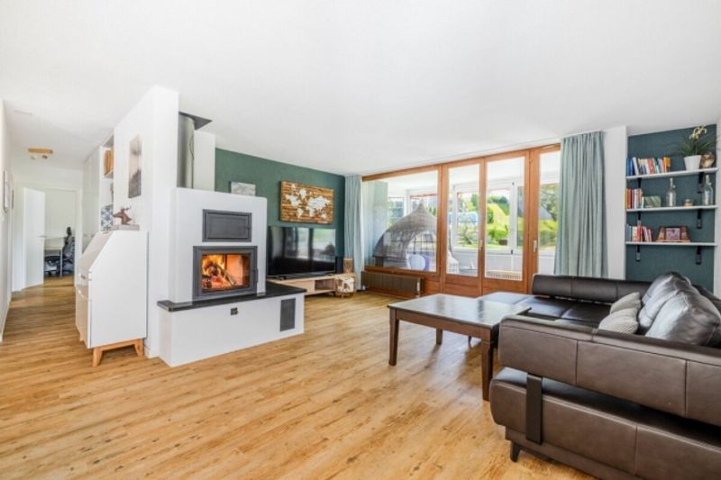 WO RUHE AUF WOHNKOMFORT TRIFFT MODERNE 4.5-ZIMMER-WOHNUNG MIT ZWEI VERGLASTEN BALKONEN - 3