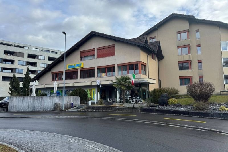 Gastrofläche mit Terrasse in Stans - sichtbare Lage mieten - 1