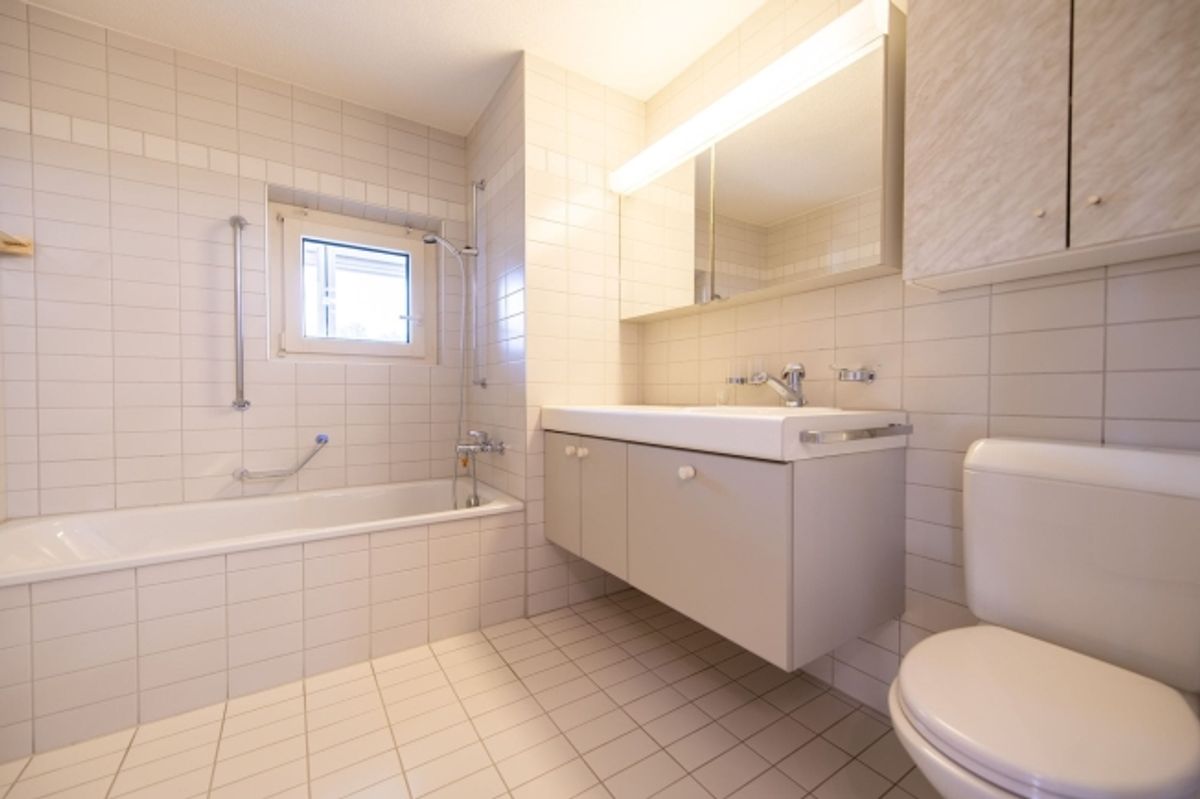 Zentral und ruhig Helle 3.5-Zimmer-Duplex-Wohnung mit Wintergarten und Balkon - 8