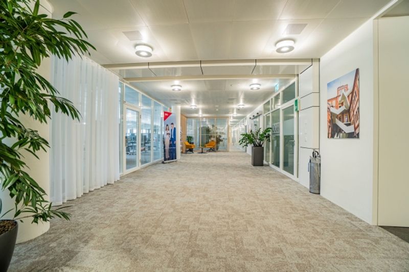 Helles Büro im White Plaza mit Aussenflächen in Basel mieten - 5