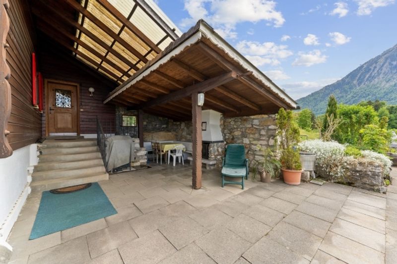 4.5-Zimmer-Einfamilienhaus mit Einliegerwohnung und traumhafter Bergsicht in Ennetmoos - 4