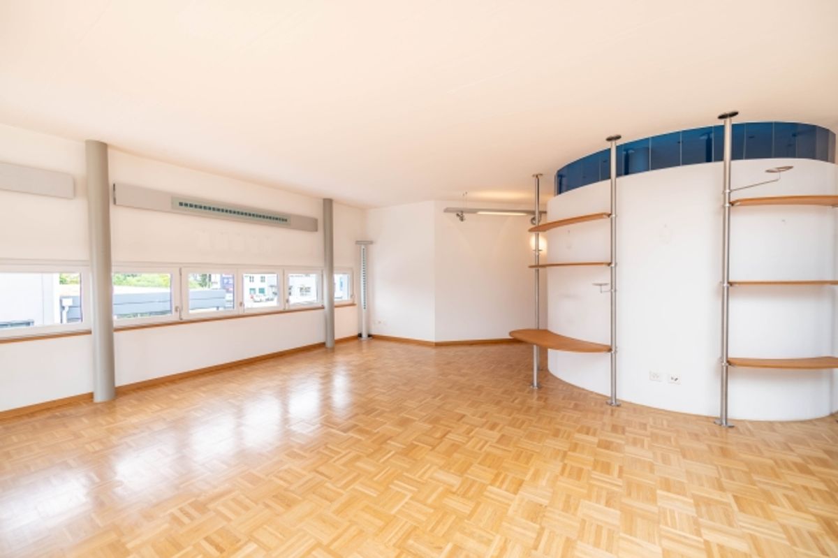 Exklusive Wohn- und Gewerbeliegenschaft - 12