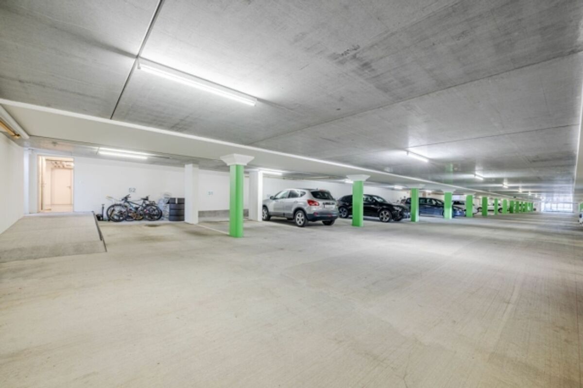 Tiefgaragenparkplatz zur Selbstnutzung oder als Renditeobjekt - 1