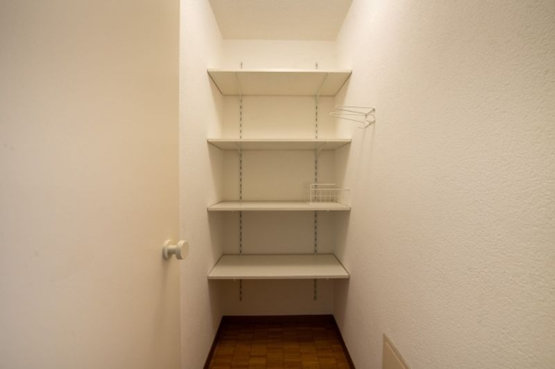 Sicher investieren & schön wohnen - 3.5 Zimmer im Grünen - 12