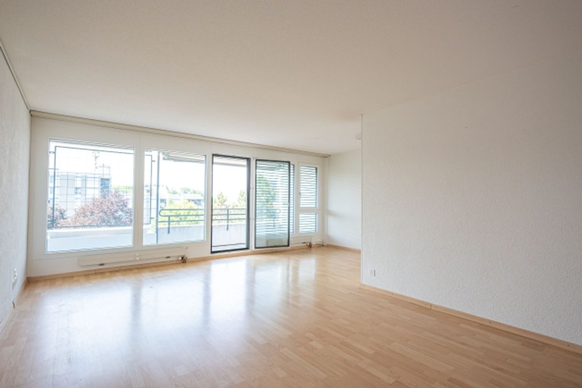 Helle 4.5-Zimmer-Wohnung mit Balkon in Muri bei Bern kaufen - 0