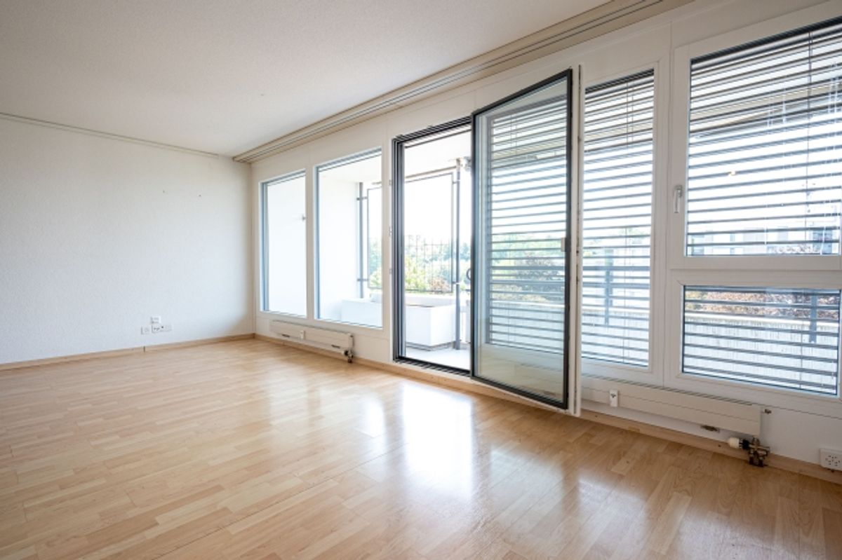 Helle 4.5-Zimmer-Wohnung mit Balkon in Muri bei Bern kaufen - 1