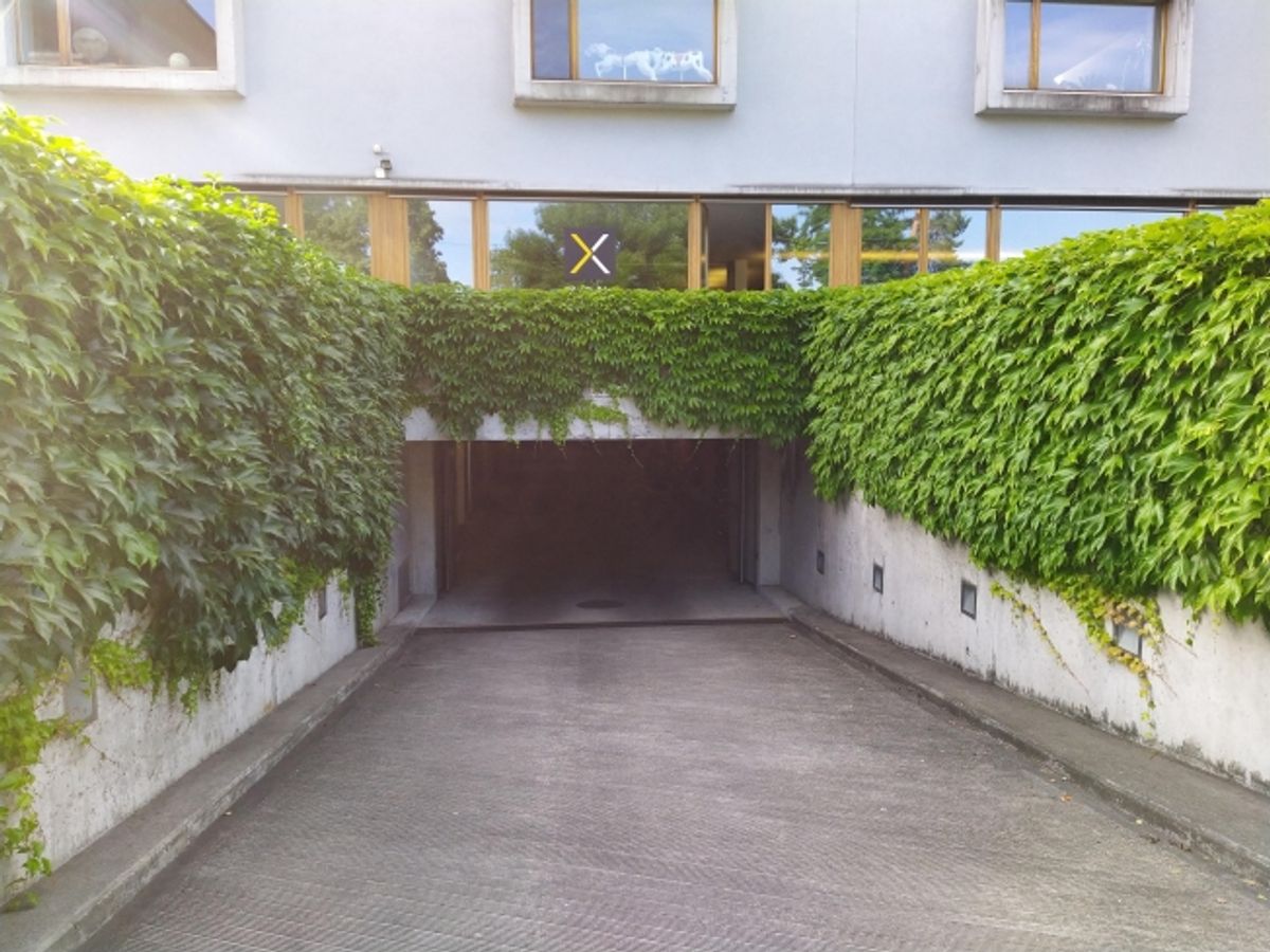 Trockenes Plätzchen für Ihr Auto - 1