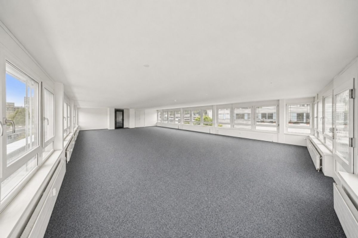 Raum für Ideen, Wachstum und Zusammenarbeit - Büro nahe Stadt Bern - 1
