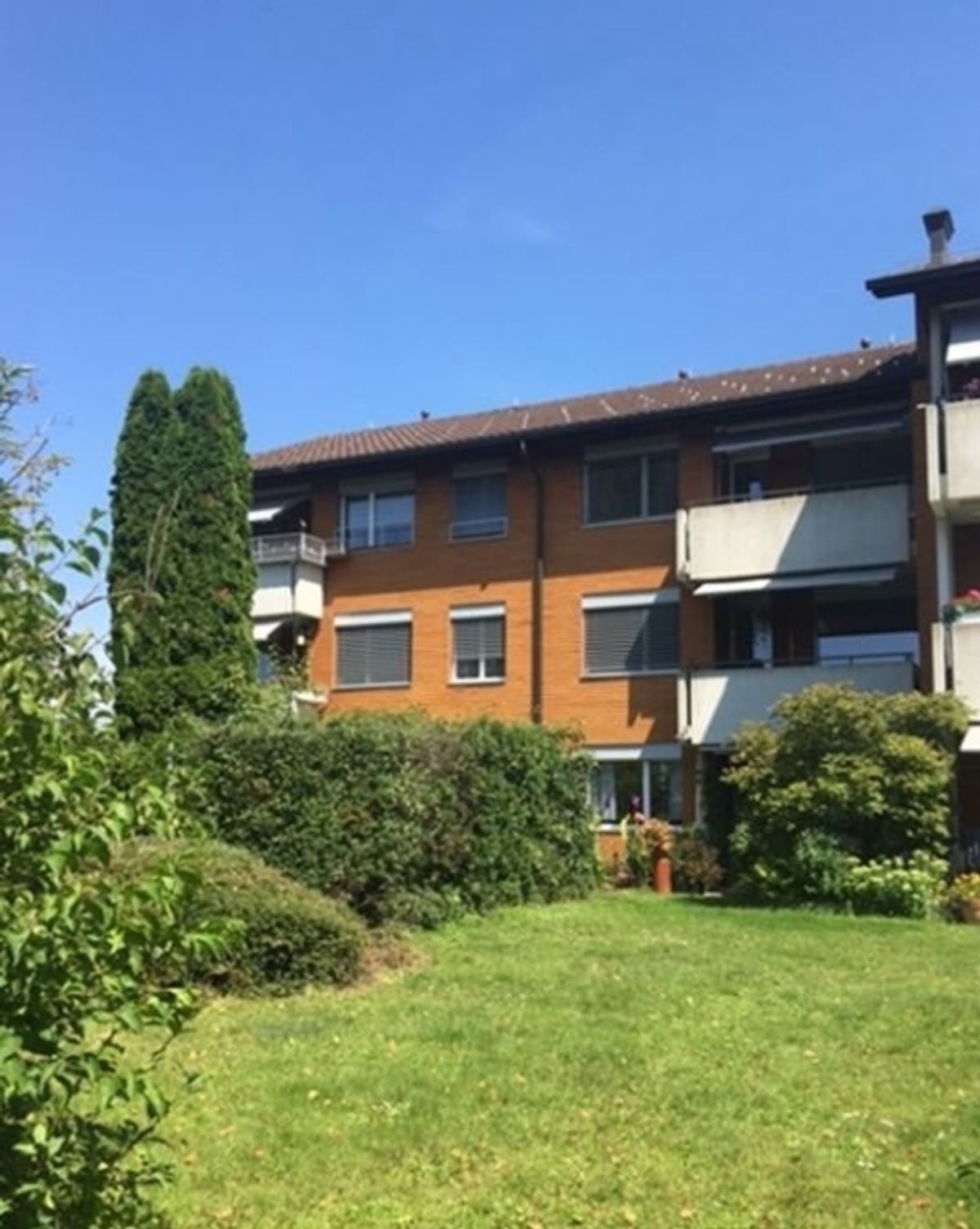 3.5 Zimmer-Dachwohnung - 0