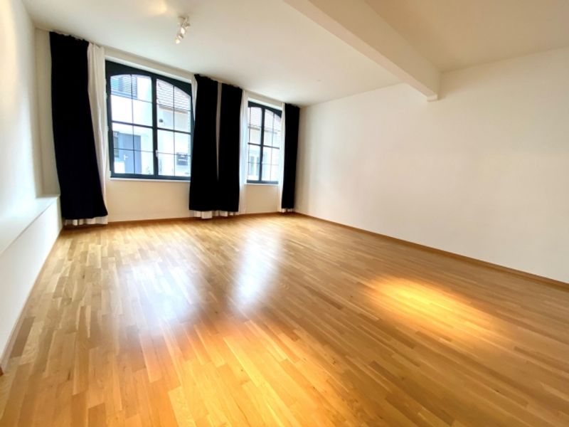 Einzigartige Loft in umgebauter Fabrik - urban und modern - 3