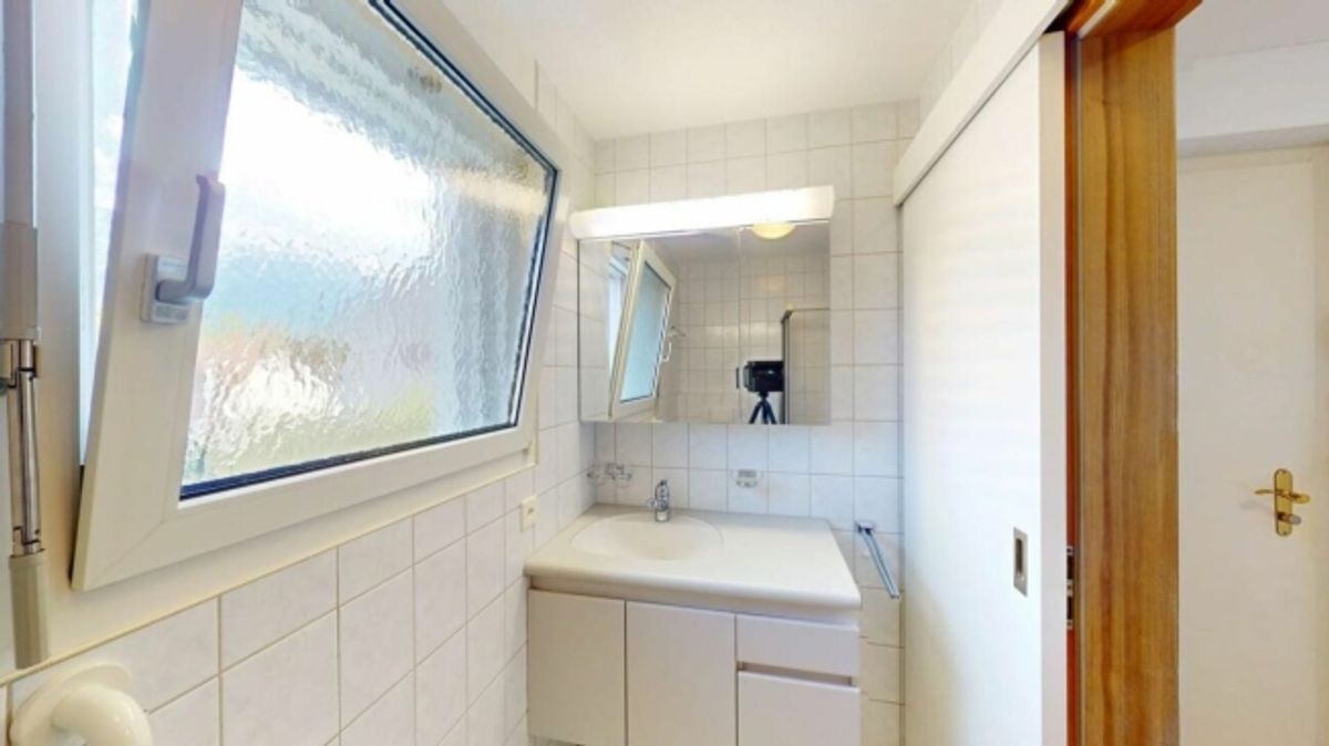 2 1/2 Zimmer-Wohnung Ruhige Wohnlage - in kurzer Distanz im Zentrum - 5