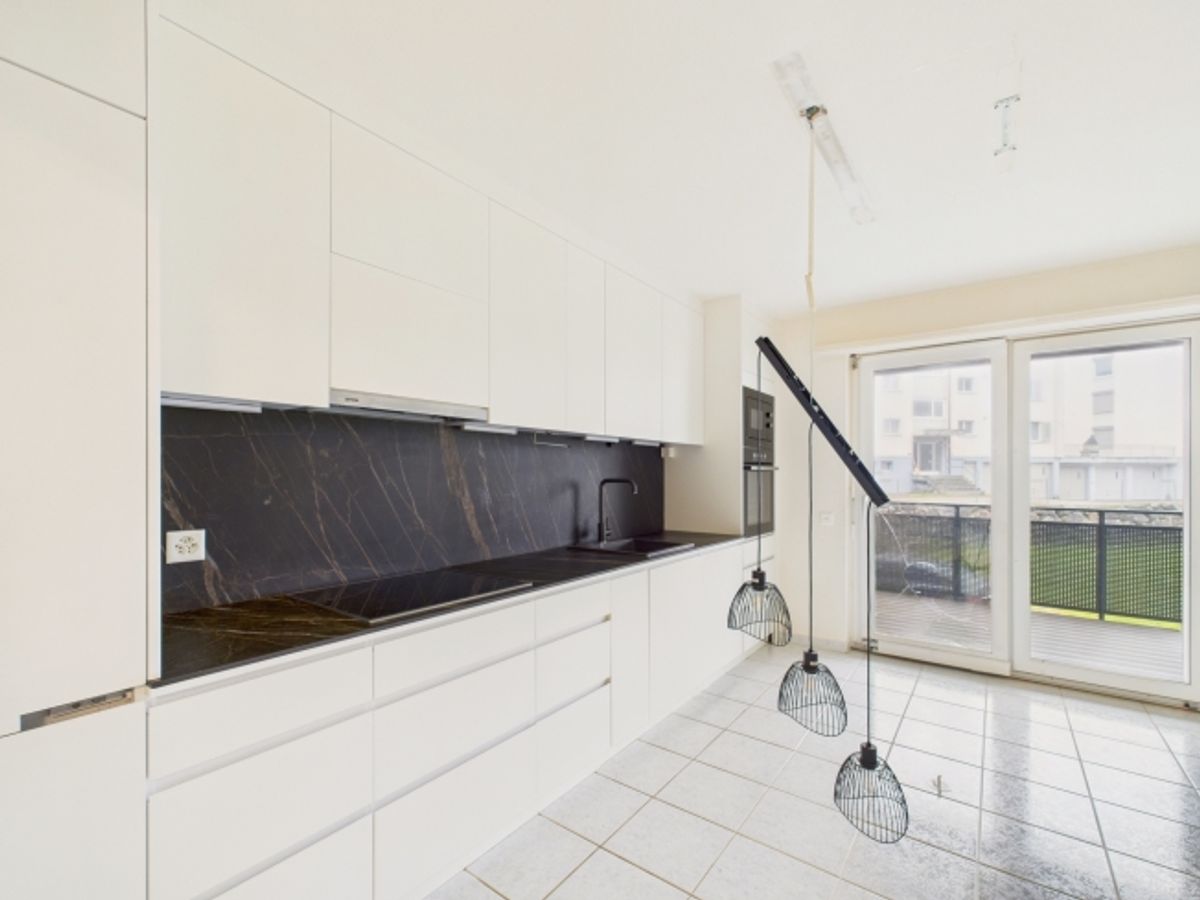 Gemütlicher Schwedenofen und Terrasse mit Garagenbox inklusive - 1