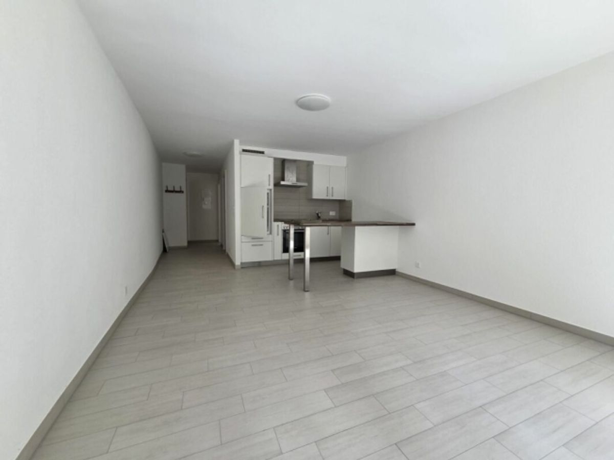 RENOVIERT – 2.5-Zimmer-Wohnung im Herzen von Martigny - 0
