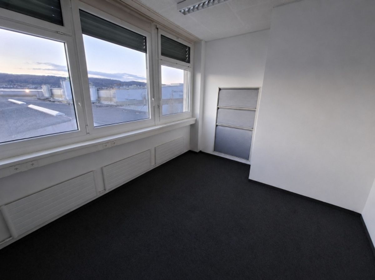 Unkomplizierte Bürofläche im 4. Obergeschoss - 0