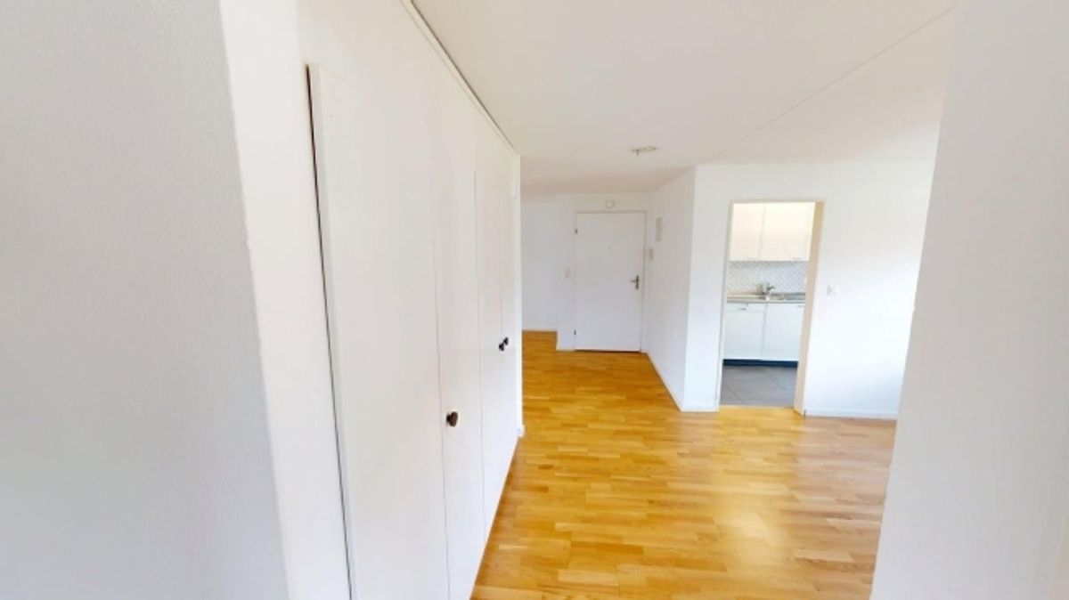 4-Zimmer-Wohnung mit viel Platz & idealer Lage in Schmerikon - Befristet bis zum 30.06.2027 - 1