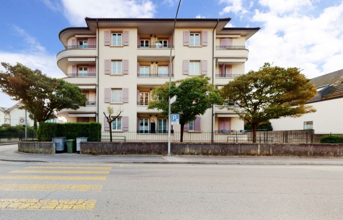Dans un quartier calme - 1