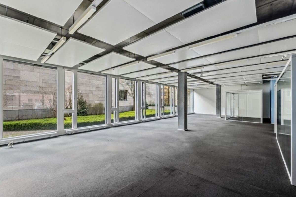 Moderne Erdgeschossfläche im hochwertigen Bürogebäude in Steinhausen - 3
