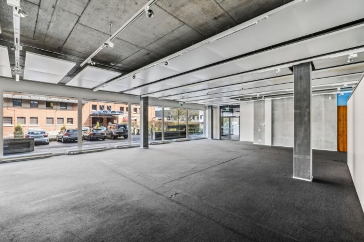 Moderne Erdgeschossfläche im hochwertigen Bürogebäude in Steinhausen - 4