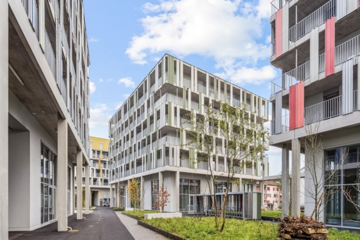 Modernes Wohnen mit zentraler Lage - 0